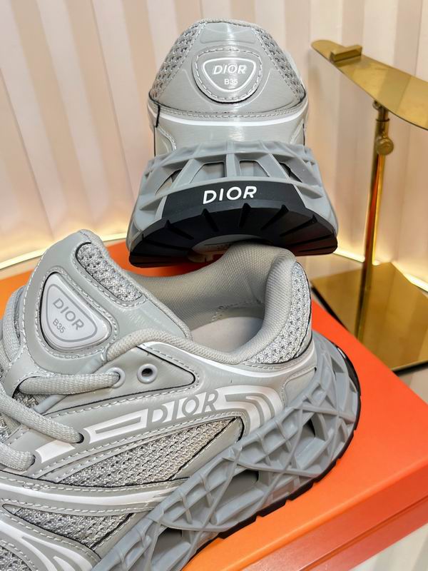 Architect Runner Sneakers